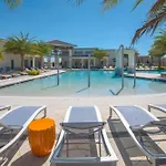 10Br Luxury Home Near Disney W Pool & Games Room